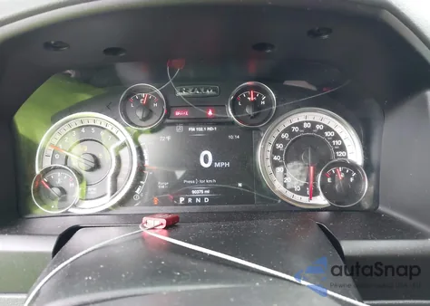 2019 Ram 1500 Classic Big Horn 4X4 6'4 Box from USA, damaged, VIN 1C6RR7TT8KS732242